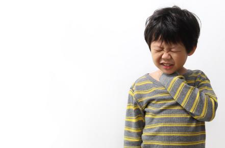 Child with sore throat